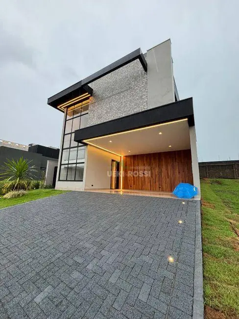 Foto 3 de Casa de Condomínio com 3 quartos à venda, 262m2 em Gleba Simon Frazer, Londrina - PR