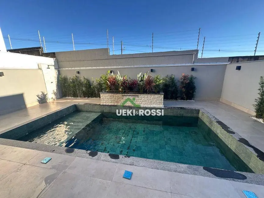 Casa de Condomínio com 3 quartos à venda, 252m2 em Conjunto Habitacional Alexandre Urbanas, Londrina - PR - imagem 5 Foto 5 de Casa de Condomínio com 3 quartos à venda, 252m2 em Conjunto Habitacional Alexandre Urbanas, Londrina - PR