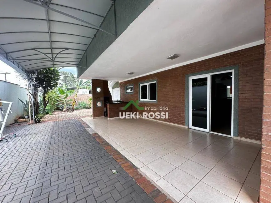 Casa com 4 quartos à venda, 599m2 em Jardim Itatiaia 2, Londrina - PR - imagem 1 Foto 1 de Casa com 4 quartos à venda, 599m2 em Jardim Itatiaia 2, Londrina - PR