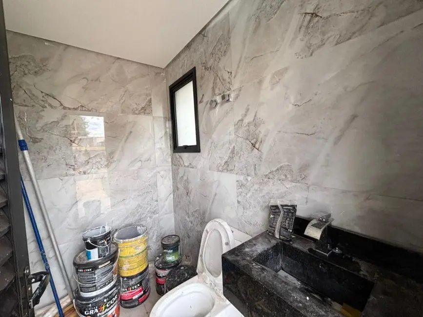 Casa de Condomínio com 4 quartos à venda, 263m2 em Conjunto Habitacional Alexandre Urbanas, Londrina - PR - imagem 6 Foto 6 de Casa de Condomínio com 4 quartos à venda, 263m2 em Conjunto Habitacional Alexandre Urbanas, Londrina - PR