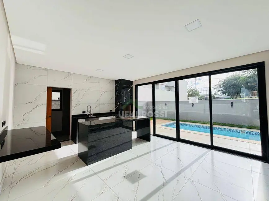 Foto 5 de Casa de Condomínio com 4 quartos à venda, 263m2 em Conjunto Habitacional Alexandre Urbanas, Londrina - PR