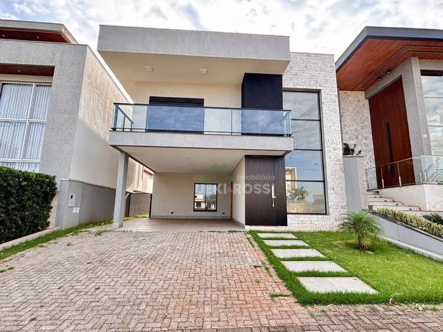 Foto 1 de Casa de Condomínio com 4 quartos à venda, 263m2 em Conjunto Habitacional Alexandre Urbanas, Londrina - PR
