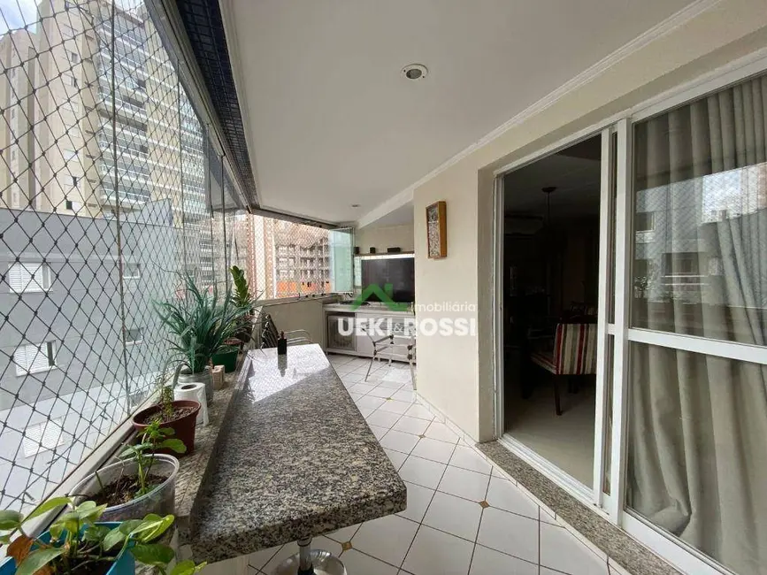 Apartamento com 3 quartos à venda, 132m2 em Londrina - PR - imagem 6 Foto 6 de Apartamento com 3 quartos à venda, 132m2 em Londrina - PR