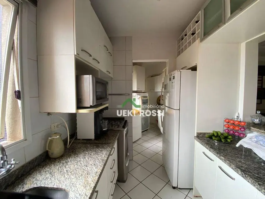 Apartamento com 3 quartos à venda, 132m2 em Londrina - PR - imagem 9 Foto 9 de Apartamento com 3 quartos à venda, 132m2 em Londrina - PR