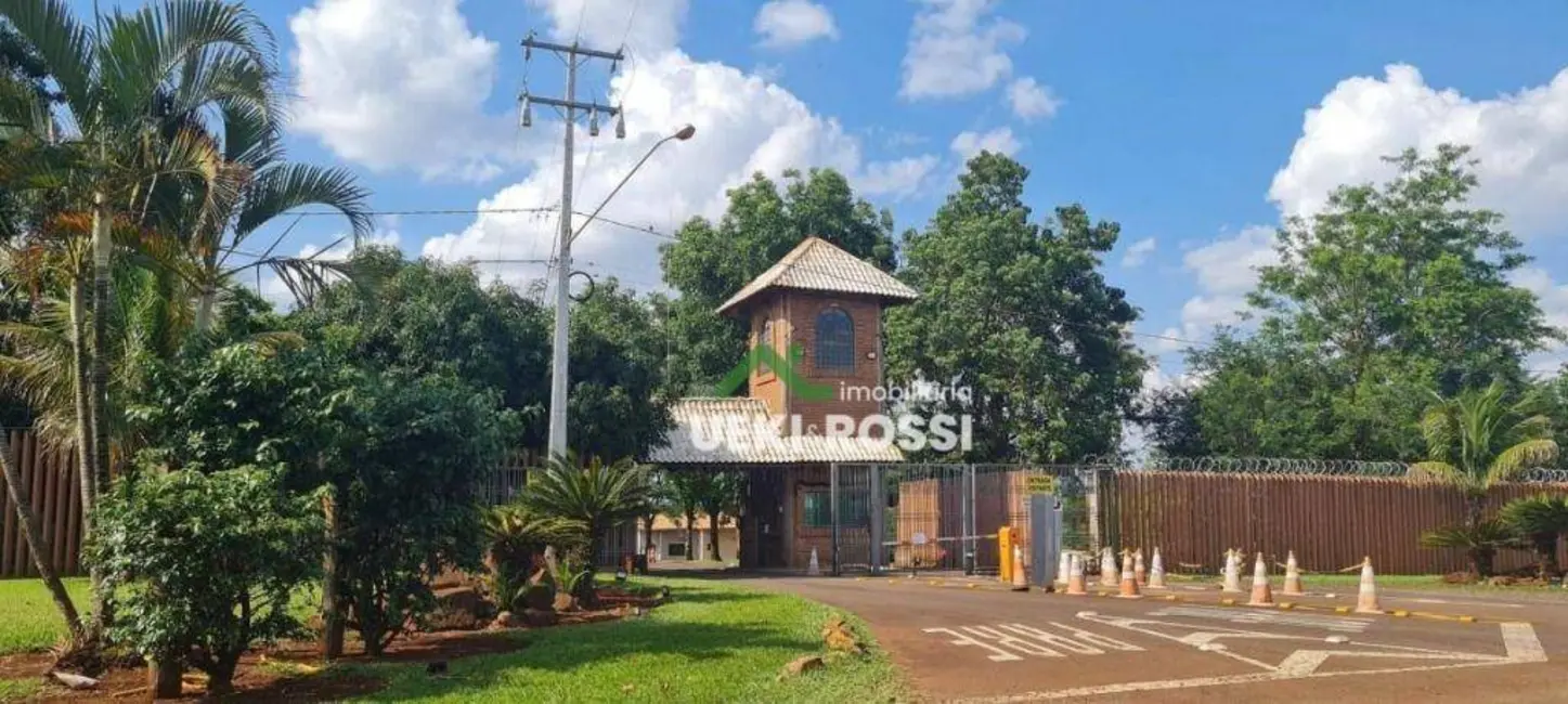Foto 1 de Terreno / Lote à venda, 1500m2 em Cambe - PR