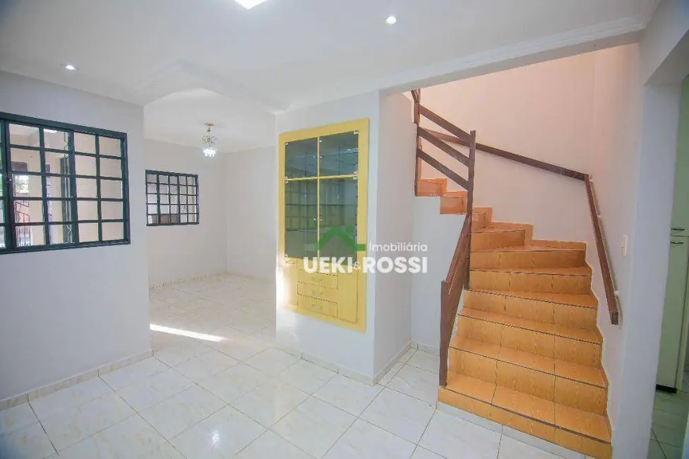 Foto 7 de Casa com 4 quartos à venda, 125m2 em Conjunto Café, Londrina - PR
