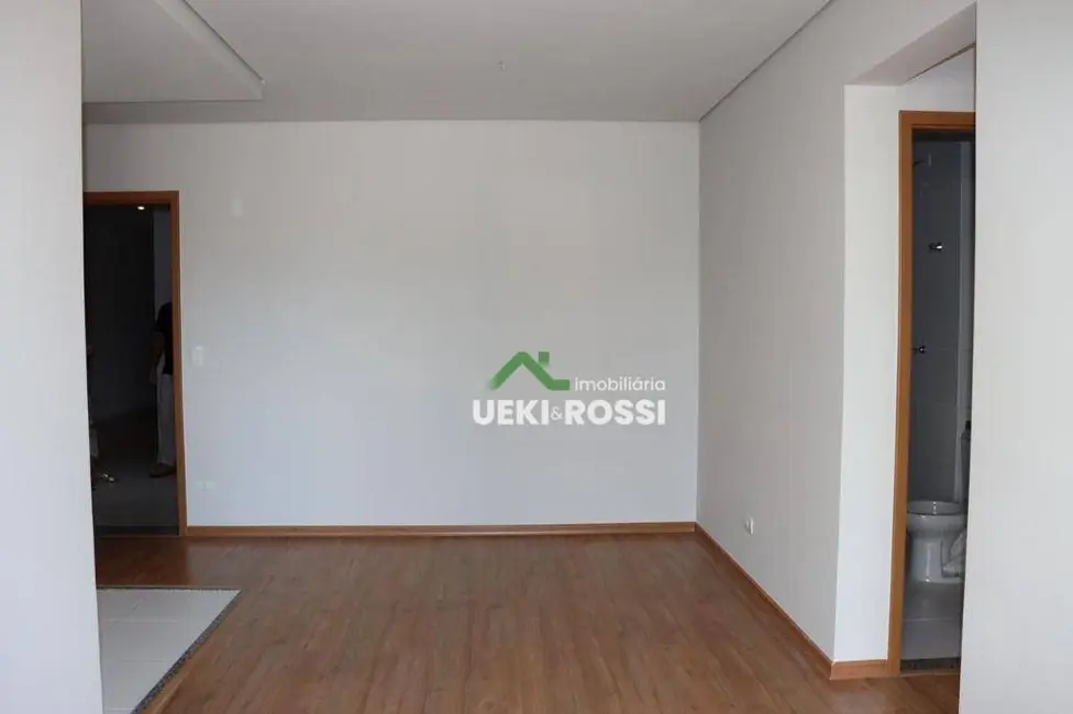 Foto 5 de Apartamento com 3 quartos à venda, 91m2 em Vila Brasil, Londrina - PR