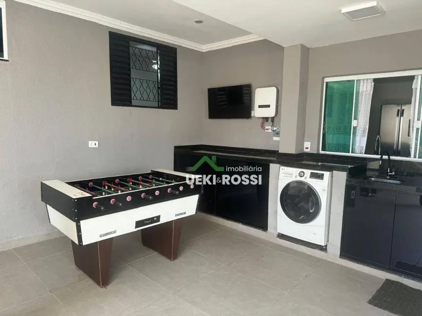 Foto 2 de Casa com 4 quartos à venda, 293m2 em Jardim Ilha do Mel, Londrina - PR