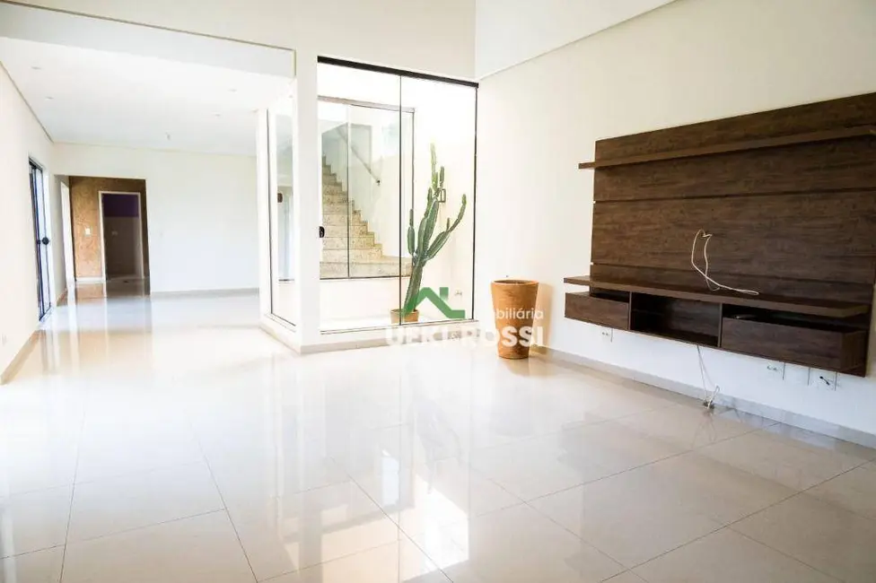 Foto 7 de Casa de Condomínio com 3 quartos à venda, 300m2 em Esperança, Londrina - PR