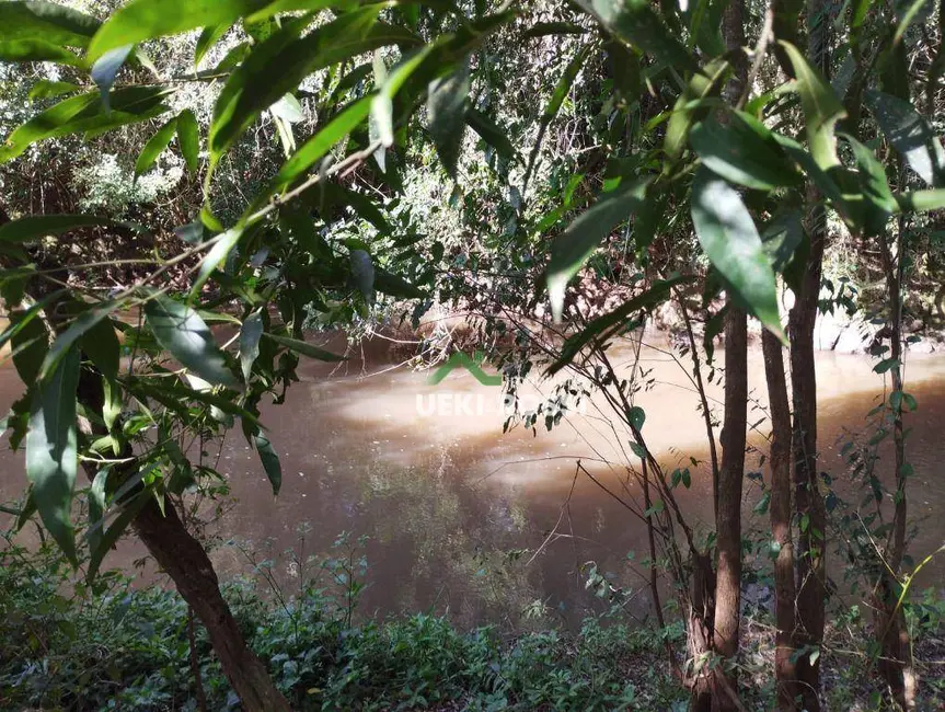 Chácara à venda, 1000m2 em Londrina - PR - imagem 7 Foto 7 de Chácara à venda, 1000m2 em Londrina - PR