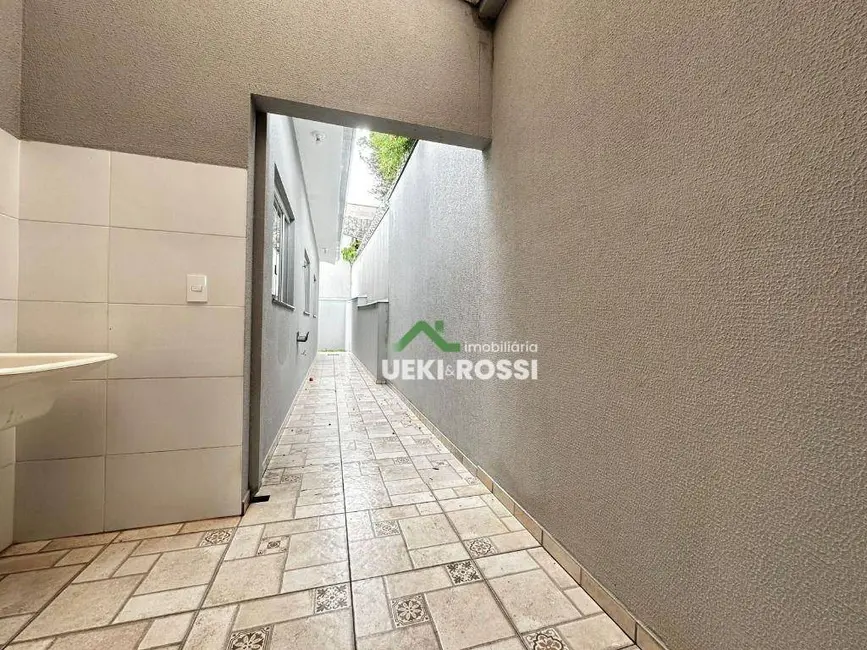 Casa com 3 quartos à venda, 135m2 em Califórnia, Londrina - PR - imagem 9 Foto 9 de Casa com 3 quartos à venda, 135m2 em Califórnia, Londrina - PR