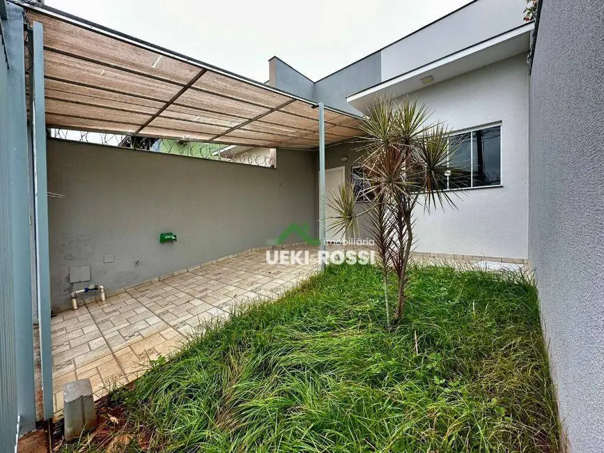 Foto 1 de Casa com 3 quartos à venda, 135m2 em Califórnia, Londrina - PR