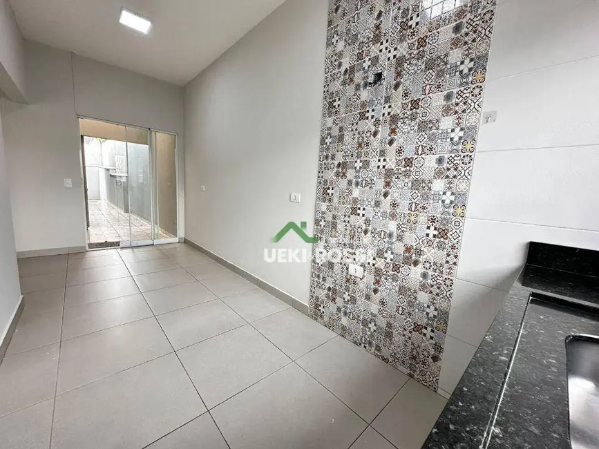Casa com 3 quartos à venda, 135m2 em Califórnia, Londrina - PR - imagem 8 Foto 8 de Casa com 3 quartos à venda, 135m2 em Califórnia, Londrina - PR