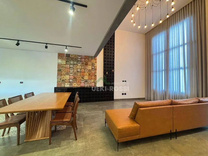 Foto 6 de Casa de Condomínio com 2 quartos à venda, 250m2 em Marumbi, Londrina - PR