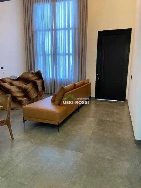 Casa de Condomínio com 2 quartos à venda, 250m2 em Marumbi, Londrina - PR - imagem 5 Foto 5 de Casa de Condomínio com 2 quartos à venda, 250m2 em Marumbi, Londrina - PR