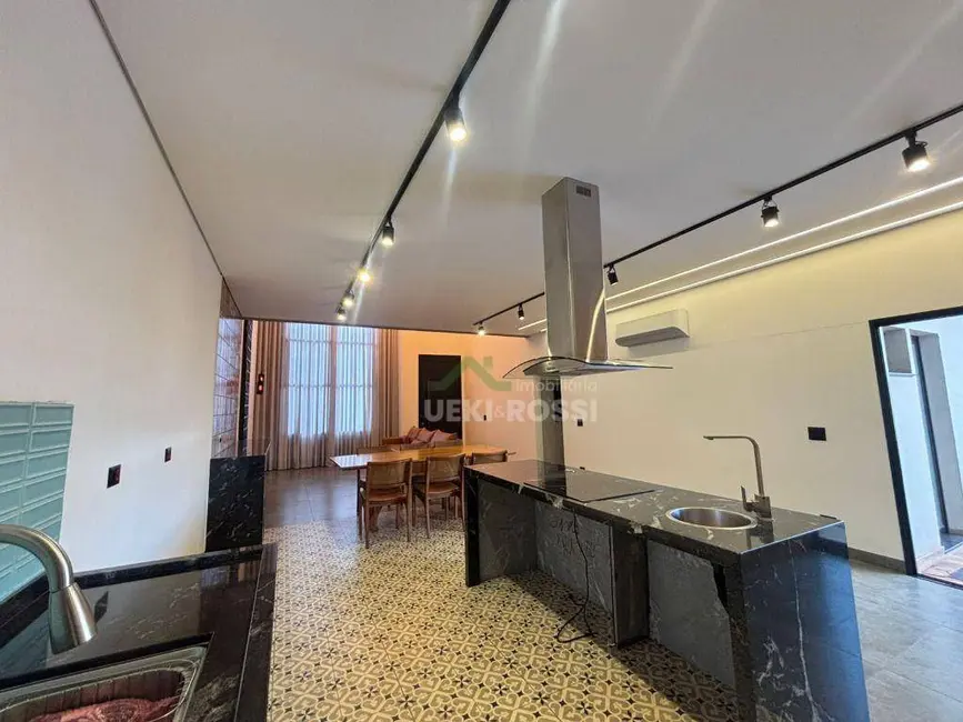 Foto 8 de Casa de Condomínio com 2 quartos à venda, 250m2 em Marumbi, Londrina - PR