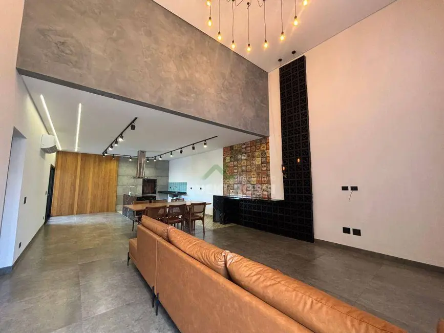 Foto 3 de Casa de Condomínio com 2 quartos à venda, 250m2 em Marumbi, Londrina - PR