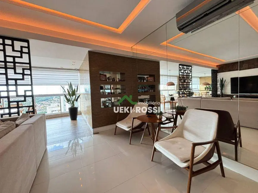Apartamento com 3 quartos à venda, 262m2 em Gleba Fazenda Palhano, Londrina - PR - imagem 5 Foto 5 de Apartamento com 3 quartos à venda, 262m2 em Gleba Fazenda Palhano, Londrina - PR