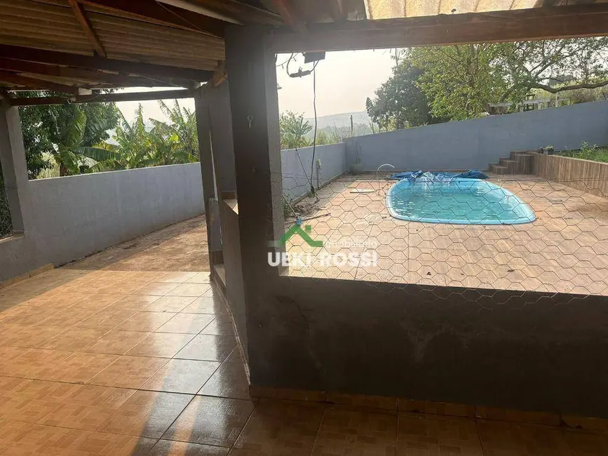 Sítio / Rancho com 2 quartos à venda, 11000m2 em Londrina - PR - imagem 7 Foto 7 de Sítio / Rancho com 2 quartos à venda, 11000m2 em Londrina - PR