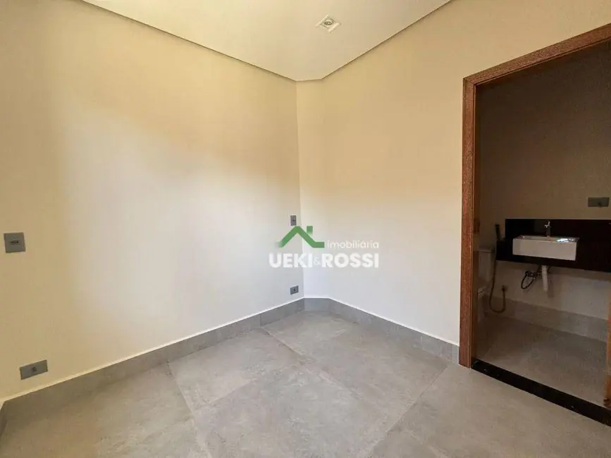 Casa de Condomínio com 4 quartos à venda, 250m2 em Marumbi, Londrina - PR - imagem 5 Foto 5 de Casa de Condomínio com 4 quartos à venda, 250m2 em Marumbi, Londrina - PR