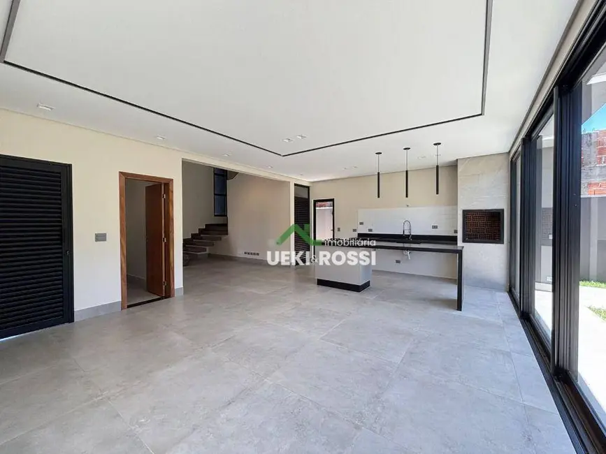 Casa de Condomínio com 4 quartos à venda, 250m2 em Marumbi, Londrina - PR - imagem 3 Foto 3 de Casa de Condomínio com 4 quartos à venda, 250m2 em Marumbi, Londrina - PR