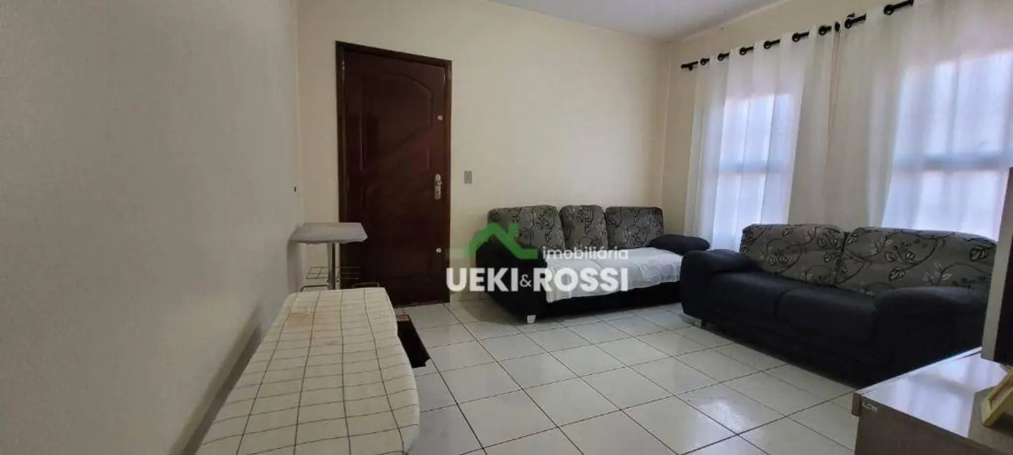 Casa com 5 quartos à venda, 360m2 em Jardim Vale Verde, Londrina - PR - imagem 4 Foto 4 de Casa com 5 quartos à venda, 360m2 em Jardim Vale Verde, Londrina - PR