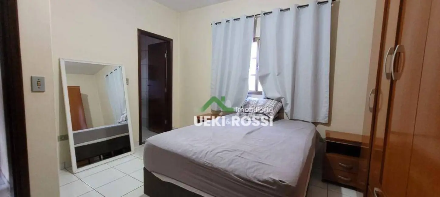 Casa com 5 quartos à venda, 360m2 em Jardim Vale Verde, Londrina - PR - imagem 9 Foto 9 de Casa com 5 quartos à venda, 360m2 em Jardim Vale Verde, Londrina - PR
