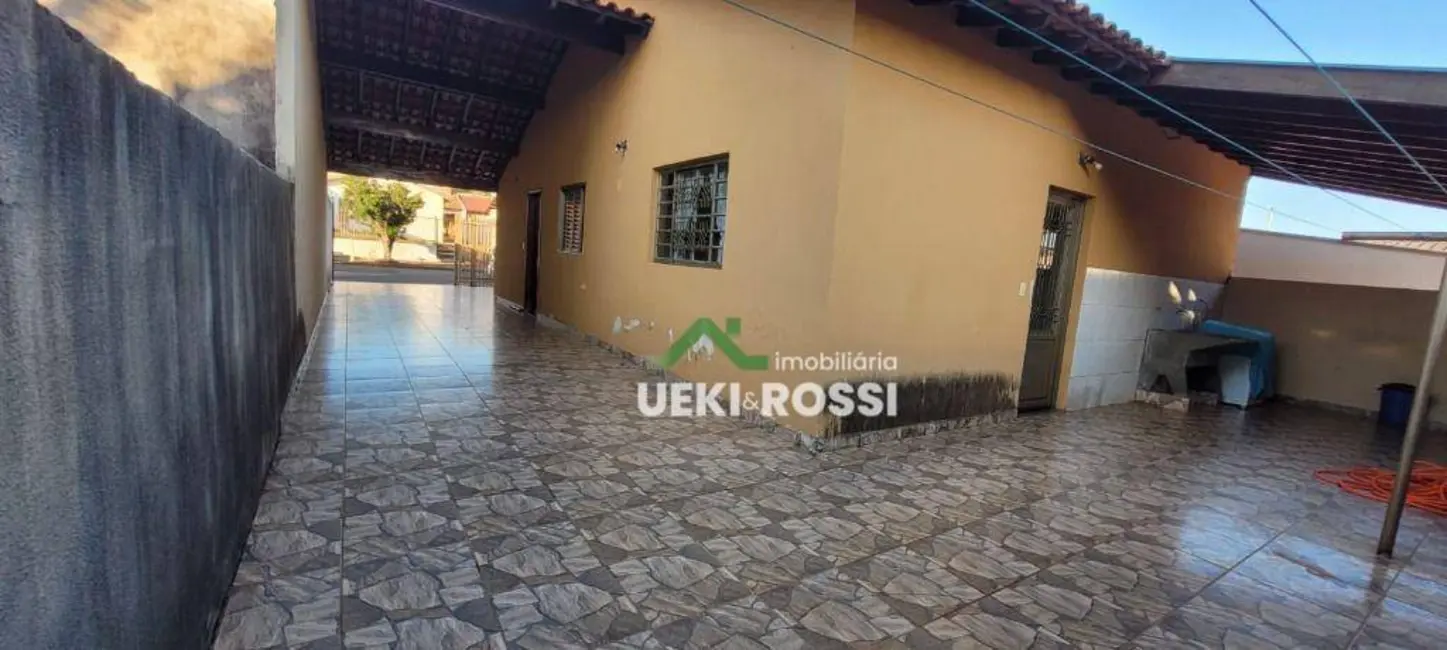 Casa com 5 quartos à venda, 360m2 em Jardim Vale Verde, Londrina - PR - imagem 3 Foto 3 de Casa com 5 quartos à venda, 360m2 em Jardim Vale Verde, Londrina - PR