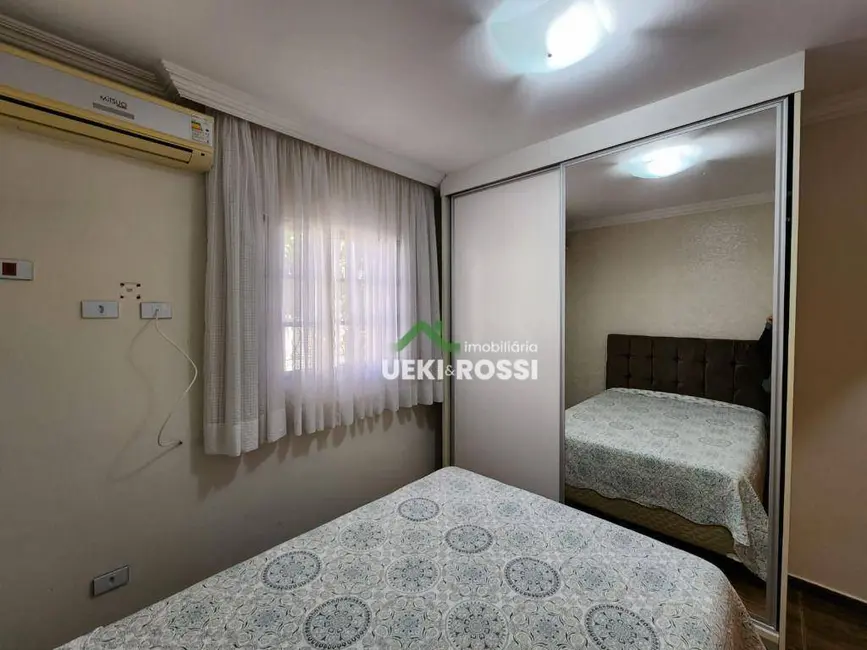 Casa com 3 quartos à venda, 510m2 em Tucano, Londrina - PR - imagem 8 Foto 8 de Casa com 3 quartos à venda, 510m2 em Tucano, Londrina - PR