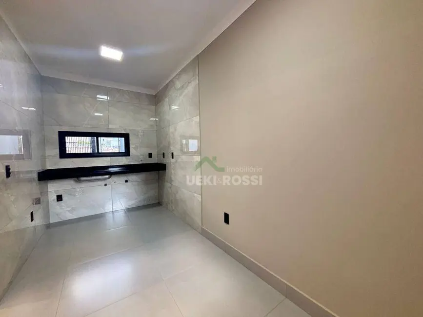 Casa com 3 quartos à venda, 125m2 em Gleba Simon Frazer, Londrina - PR - imagem 5 Foto 5 de Casa com 3 quartos à venda, 125m2 em Gleba Simon Frazer, Londrina - PR