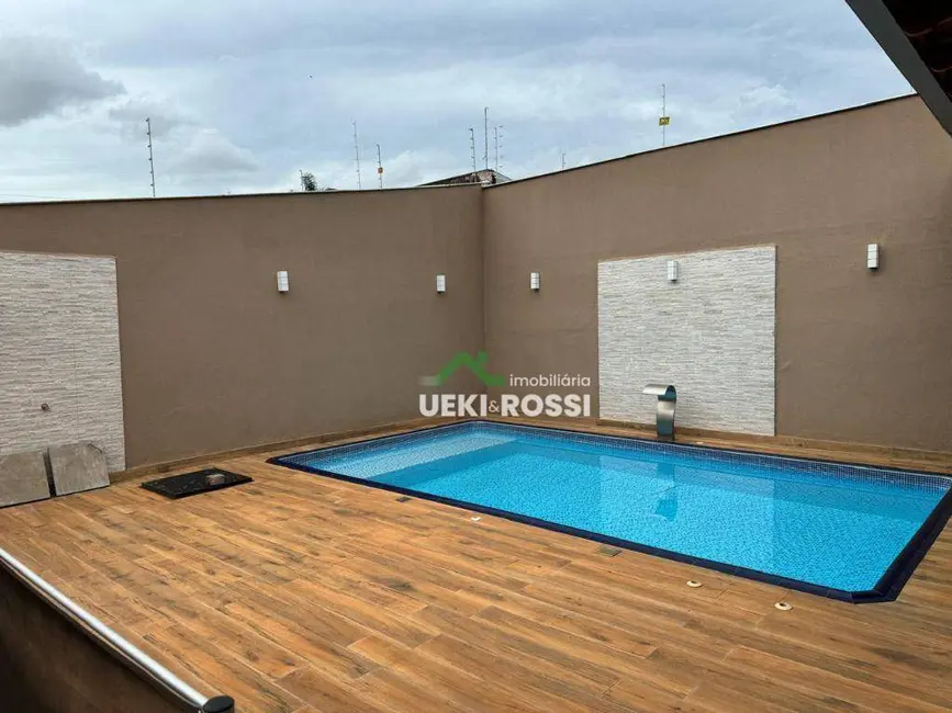 Casa com 3 quartos à venda, 542m2 em Londrina - PR - imagem 3 Foto 3 de Casa com 3 quartos à venda, 542m2 em Londrina - PR