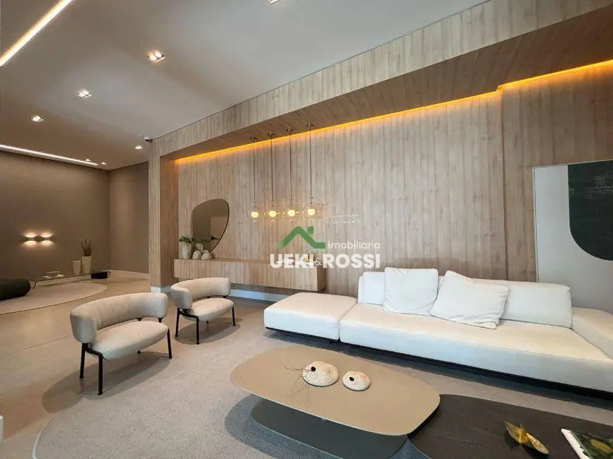 Apartamento com 3 quartos à venda, 271m2 em Londrina - PR - imagem 5 Foto 5 de Apartamento com 3 quartos à venda, 271m2 em Londrina - PR