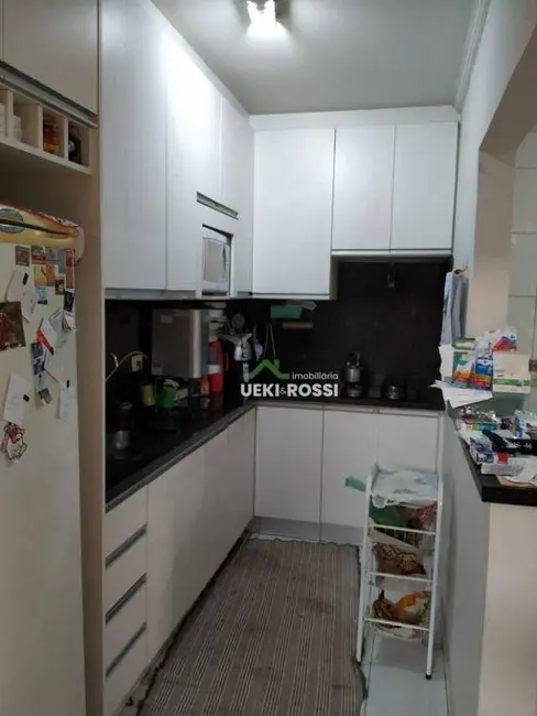 Casa com 3 quartos à venda, 250m2 em Jardim Pérola, Londrina - PR - imagem 4 Foto 4 de Casa com 3 quartos à venda, 250m2 em Jardim Pérola, Londrina - PR