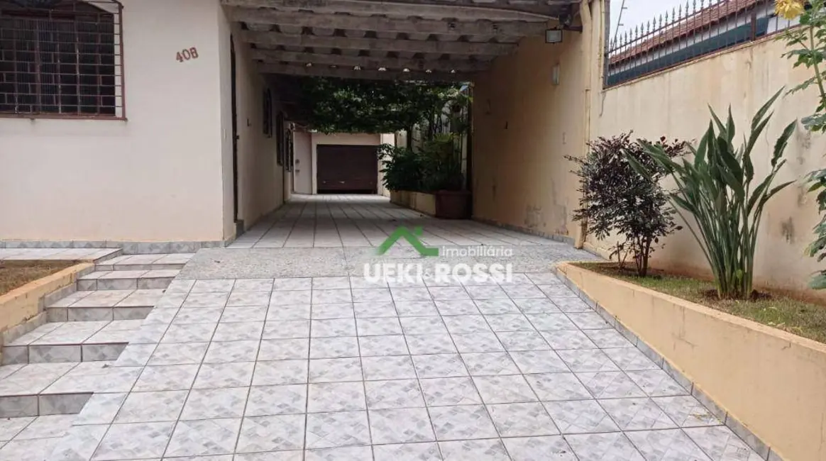 Casa com 4 quartos à venda, 440m2 em Jardim das Américas, Londrina - PR - imagem 6 Foto 6 de Casa com 4 quartos à venda, 440m2 em Jardim das Américas, Londrina - PR