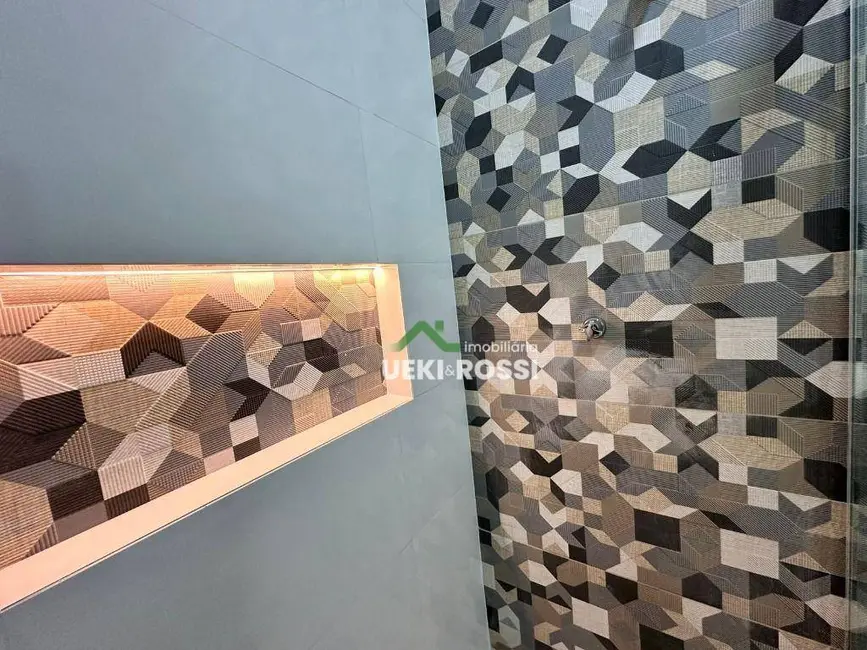 Casa com 3 quartos à venda, 125m2 em Operária, Londrina - PR - imagem 7 Foto 7 de Casa com 3 quartos à venda, 125m2 em Operária, Londrina - PR