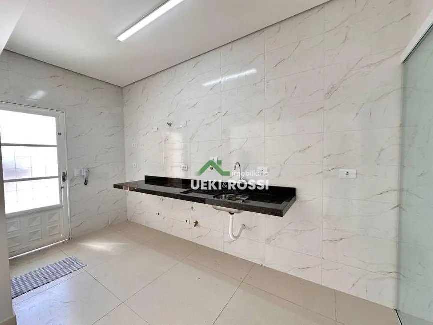 Foto 3 de Casa com 3 quartos à venda, 125m2 em Operária, Londrina - PR