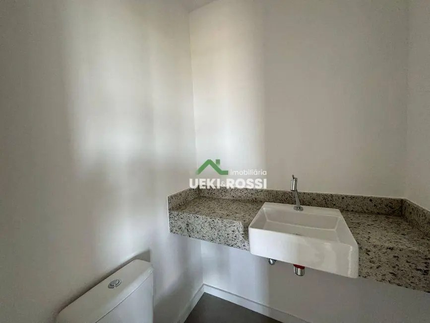 Apartamento com 3 quartos à venda e para alugar, 182m2 em Londrina - PR - imagem 5 Foto 5 de Apartamento com 3 quartos à venda e para alugar, 182m2 em Londrina - PR