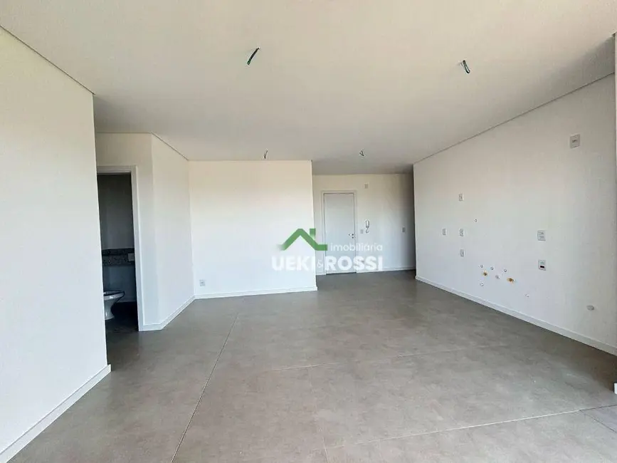 Apartamento com 3 quartos à venda e para alugar, 182m2 em Londrina - PR - imagem 7 Foto 7 de Apartamento com 3 quartos à venda e para alugar, 182m2 em Londrina - PR