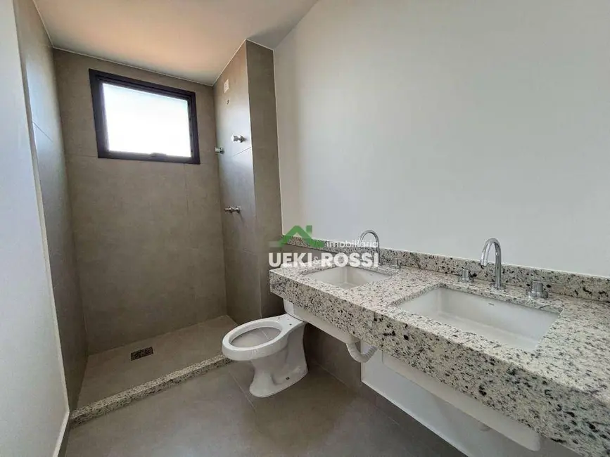 Apartamento com 3 quartos à venda e para alugar, 182m2 em Londrina - PR - imagem 8 Foto 8 de Apartamento com 3 quartos à venda e para alugar, 182m2 em Londrina - PR