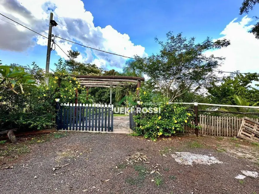 Chácara com 3 quartos à venda, 46500m2 em Cafezal, Londrina - PR - imagem 4 Foto 4 de Chácara com 3 quartos à venda, 46500m2 em Cafezal, Londrina - PR