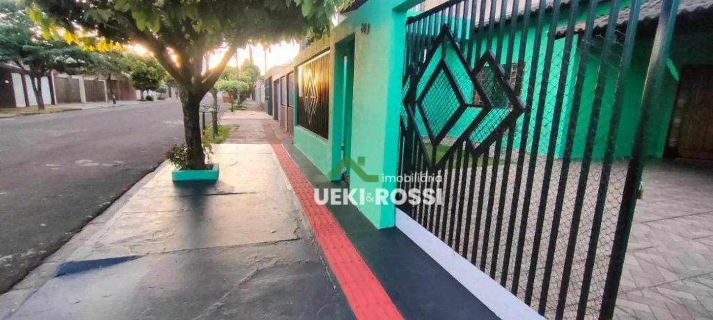Foto 2 de Casa com 3 quartos à venda, 250m2 em Jardim Pérola, Londrina - PR