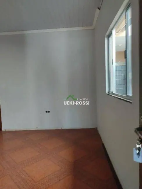 Foto 9 de Casa com 2 quartos para alugar, 60m2 em Conjunto Semiramis Barros Braga, Londrina - PR