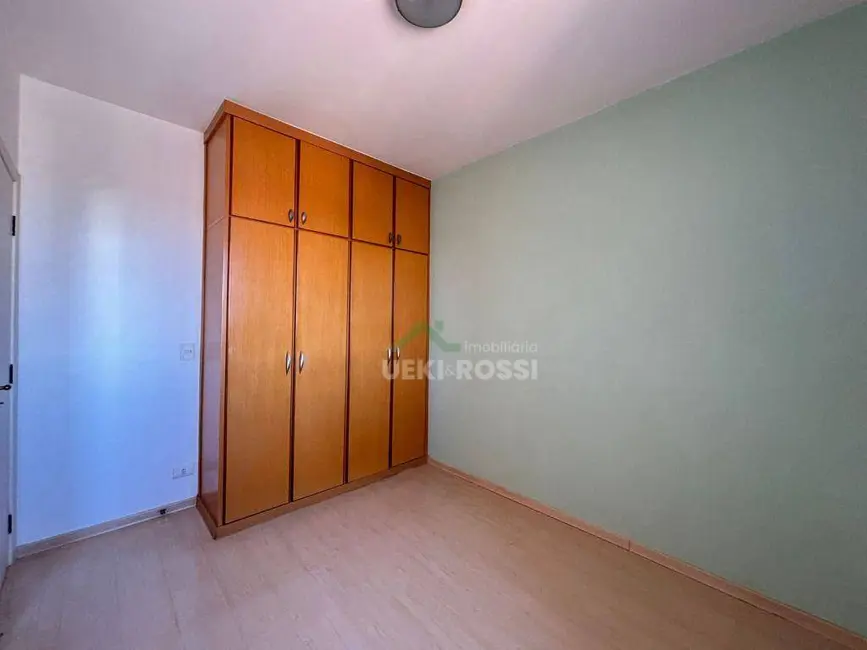 Apartamento com 3 quartos à venda, 170m2 em Centro, Londrina - PR - imagem 4 Foto 4 de Apartamento com 3 quartos à venda, 170m2 em Centro, Londrina - PR