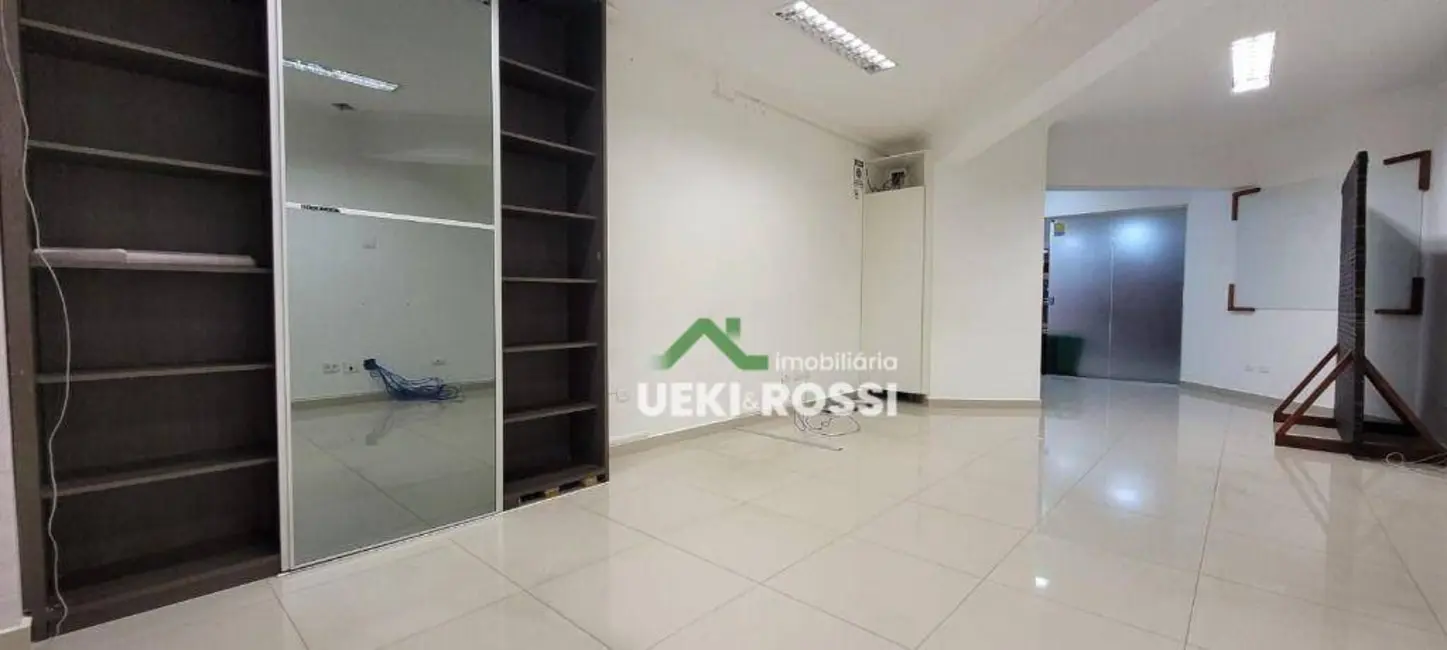 Sala Comercial à venda, 45m2 em Centro, Londrina - PR - imagem 8 Foto 8 de Sala Comercial à venda, 45m2 em Centro, Londrina - PR