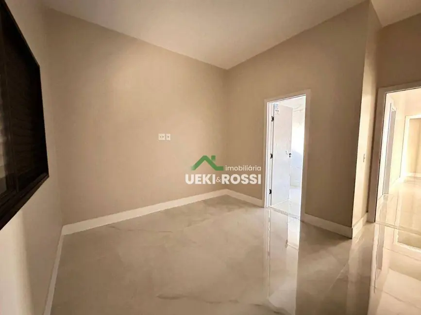 Casa de Condomínio com 3 quartos à venda, 425m2 em Terra Bonita, Londrina - PR - imagem 6 Foto 6 de Casa de Condomínio com 3 quartos à venda, 425m2 em Terra Bonita, Londrina - PR