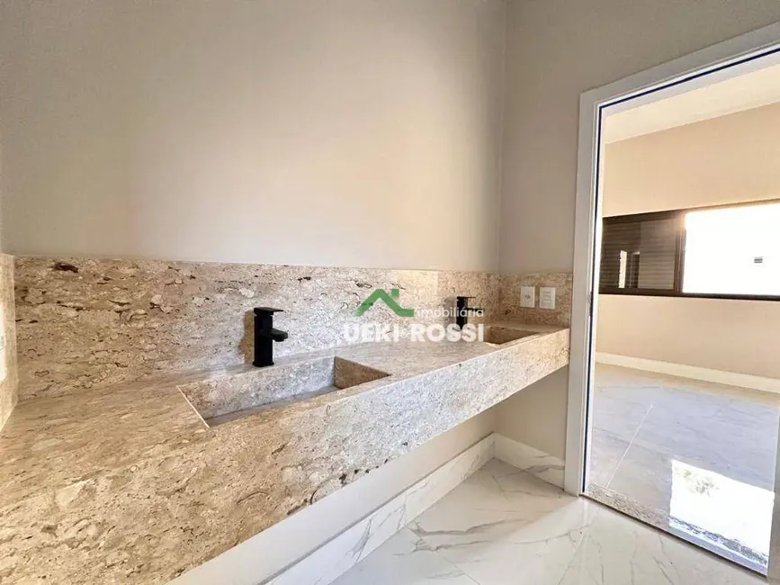 Casa de Condomínio com 3 quartos à venda, 425m2 em Terra Bonita, Londrina - PR - imagem 9 Foto 9 de Casa de Condomínio com 3 quartos à venda, 425m2 em Terra Bonita, Londrina - PR