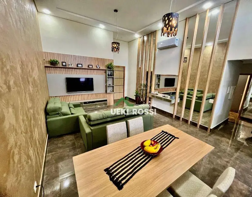 Casa com 3 quartos à venda, 334m2 em Igapó, Londrina - PR - imagem 3 Foto 3 de Casa com 3 quartos à venda, 334m2 em Igapó, Londrina - PR