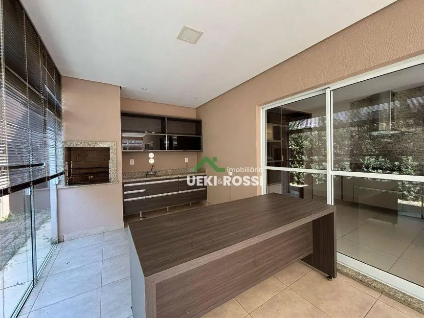 Foto 5 de Casa de Condomínio com 3 quartos à venda, 220m2 em Esperança, Londrina - PR