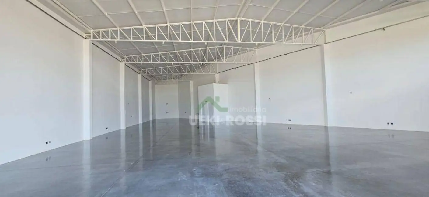Foto 5 de Armazém / Galpão para alugar, 634m2 em Messiânico, Londrina - PR
