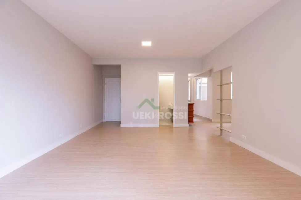 Apartamento com 3 quartos à venda, 177m2 em Centro, Londrina - PR - imagem 6 Foto 6 de Apartamento com 3 quartos à venda, 177m2 em Centro, Londrina - PR